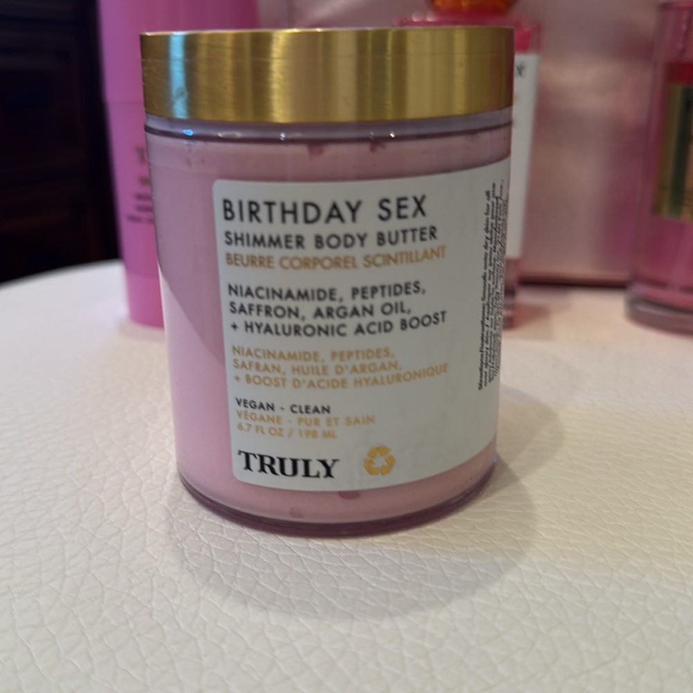 TRULY body products.  All new, seals intact, not used at all. - Picture 4 of 8